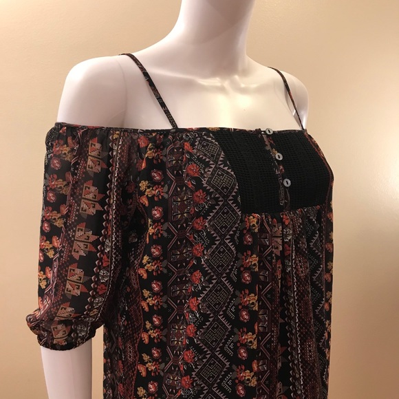 Full Tilt Cold Shoulder Mini Dress Black Lace Trim - Picture 2 of 14